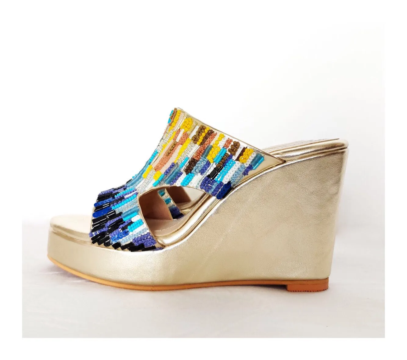 Clara Gold Wedges