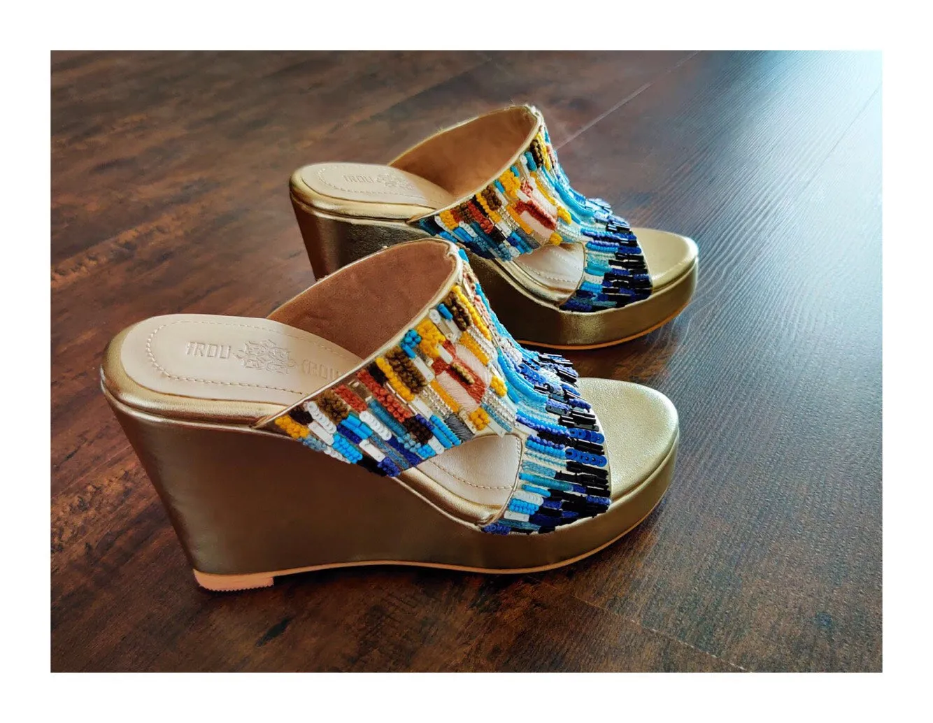Clara Gold Wedges