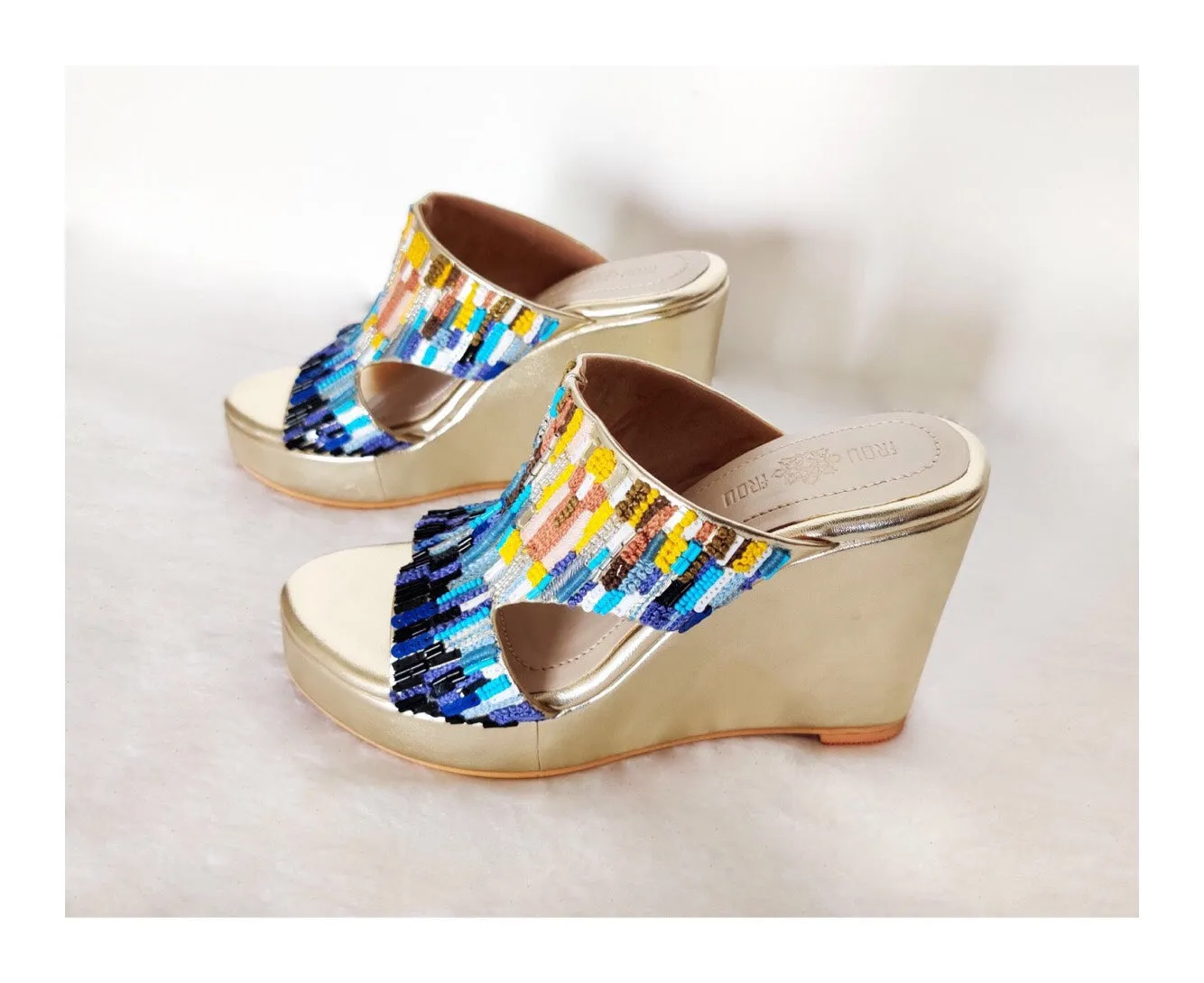 Clara Gold Wedges
